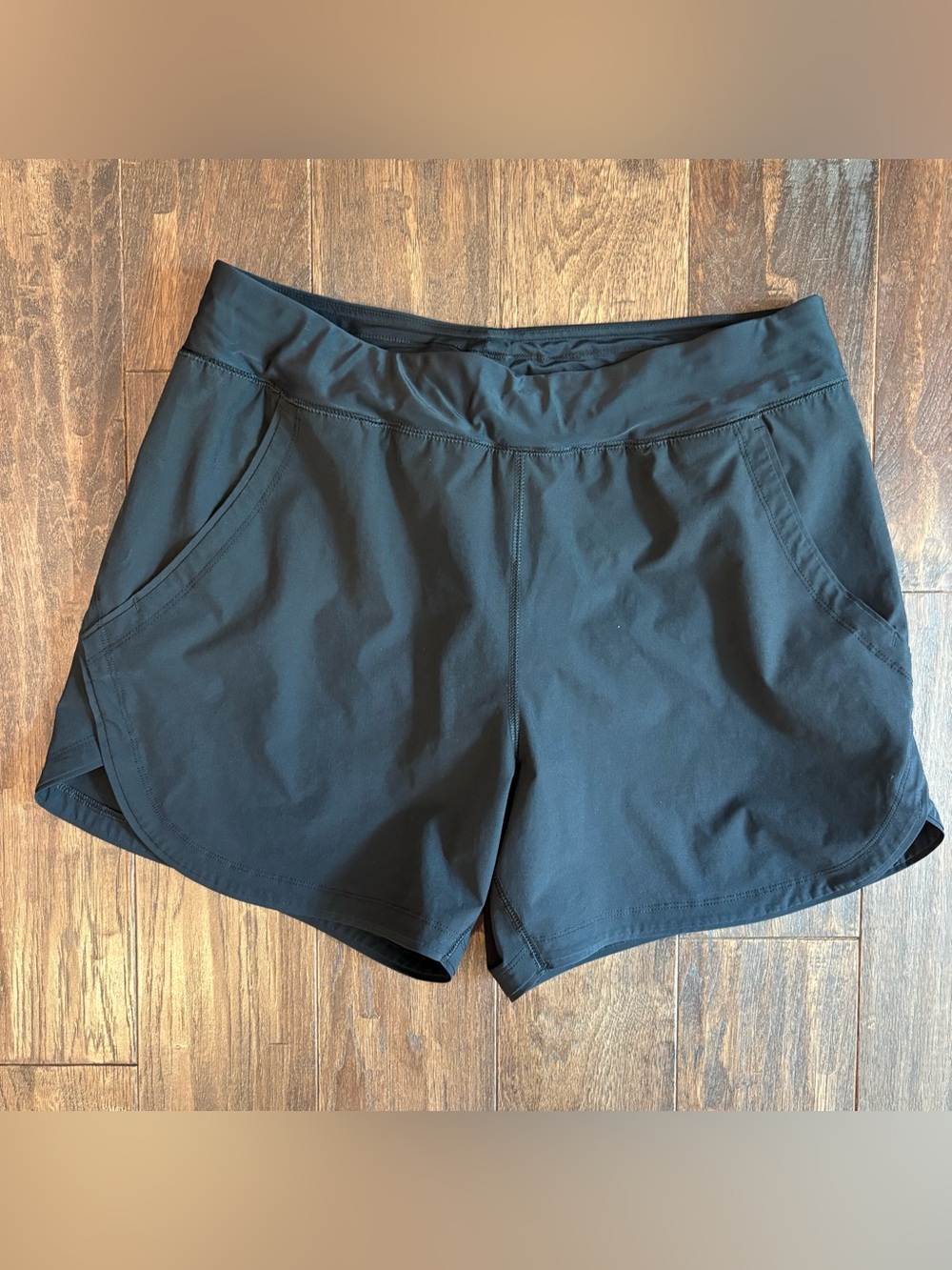 Lands End Women's SunShade UPF 50 5" Board Shorts with Panty